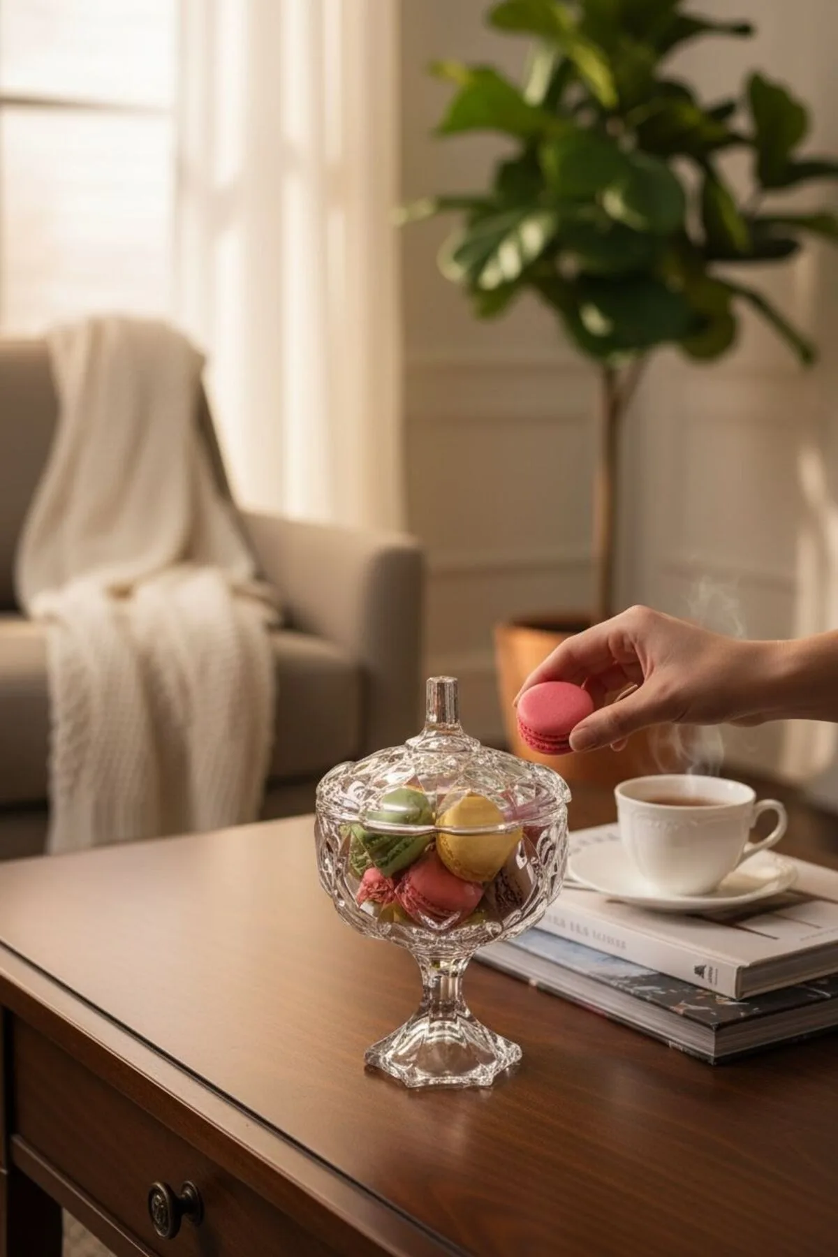 Zümrüt Ayaklı Lüks Şekerlik Cam – Dekoratif Kapaklı Şekerlik | Lokumluk & İkramlık